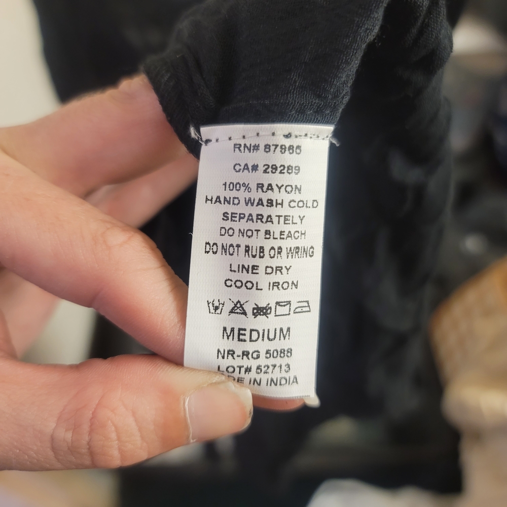 EUC Elan Black Shift Dress - Picture 8 of 8